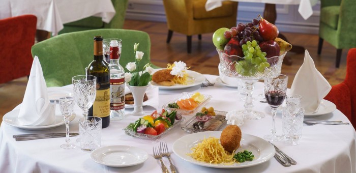 Peralatan Dapur Restoran Baru yang Wajib Disiapkan